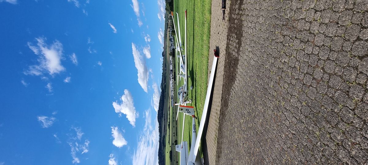 Die Flugmodell-Mannschaft beim Flugplatztage-Event